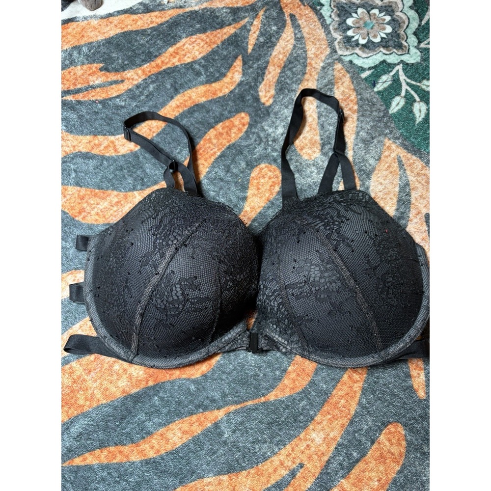 Victoria's Secret Very Sexy Cage Push Up Bra Black Lace 34DD Front Closure